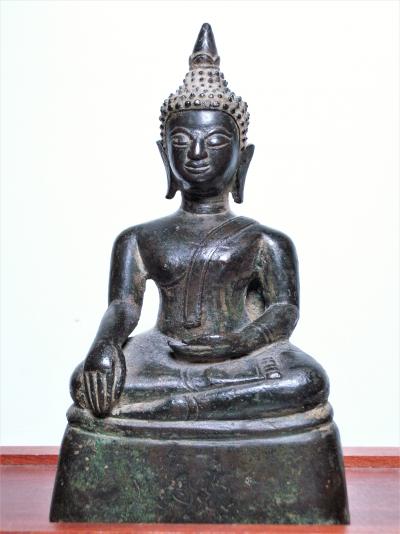 Laos, 16eme siècle, Bouddha assis en bronze 2