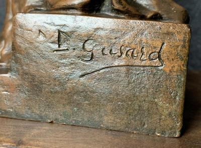 Désiré GRISARD - Femme de cour, vers 1990 - Bronze a patine claire 2