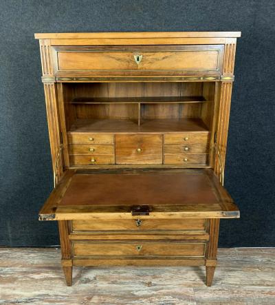 Secrétaire époque Louis XVI en acajou et marqueterie de nacre 2