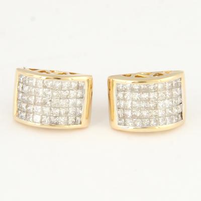 Yellow Gold Diamond Earring Studs 2