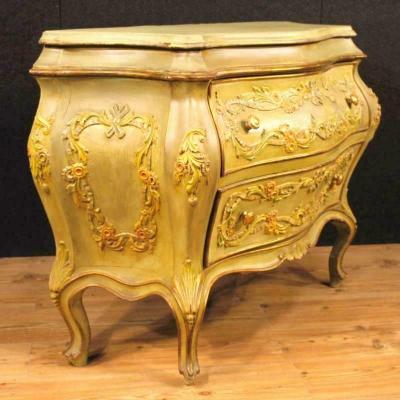 Commode sauteuse de style rococo 2