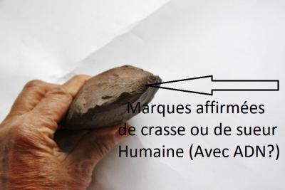Biface d’hominidé gaucher, Paléolithique inférieur -250 000 ans 2