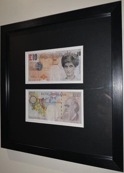 BANKSY (d’après) - X2 Lady Di Faced 10 £ 2