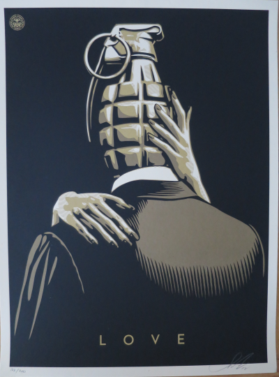 Shepard FAIREY (Obey) - Love Is The Drug (Gold), 2012 - Sérigraphie signée au crayon 2