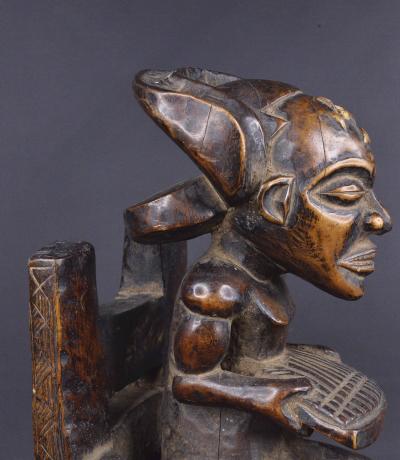 République Démocratique du Congo - Statue de roi africain Tchokwé 2
