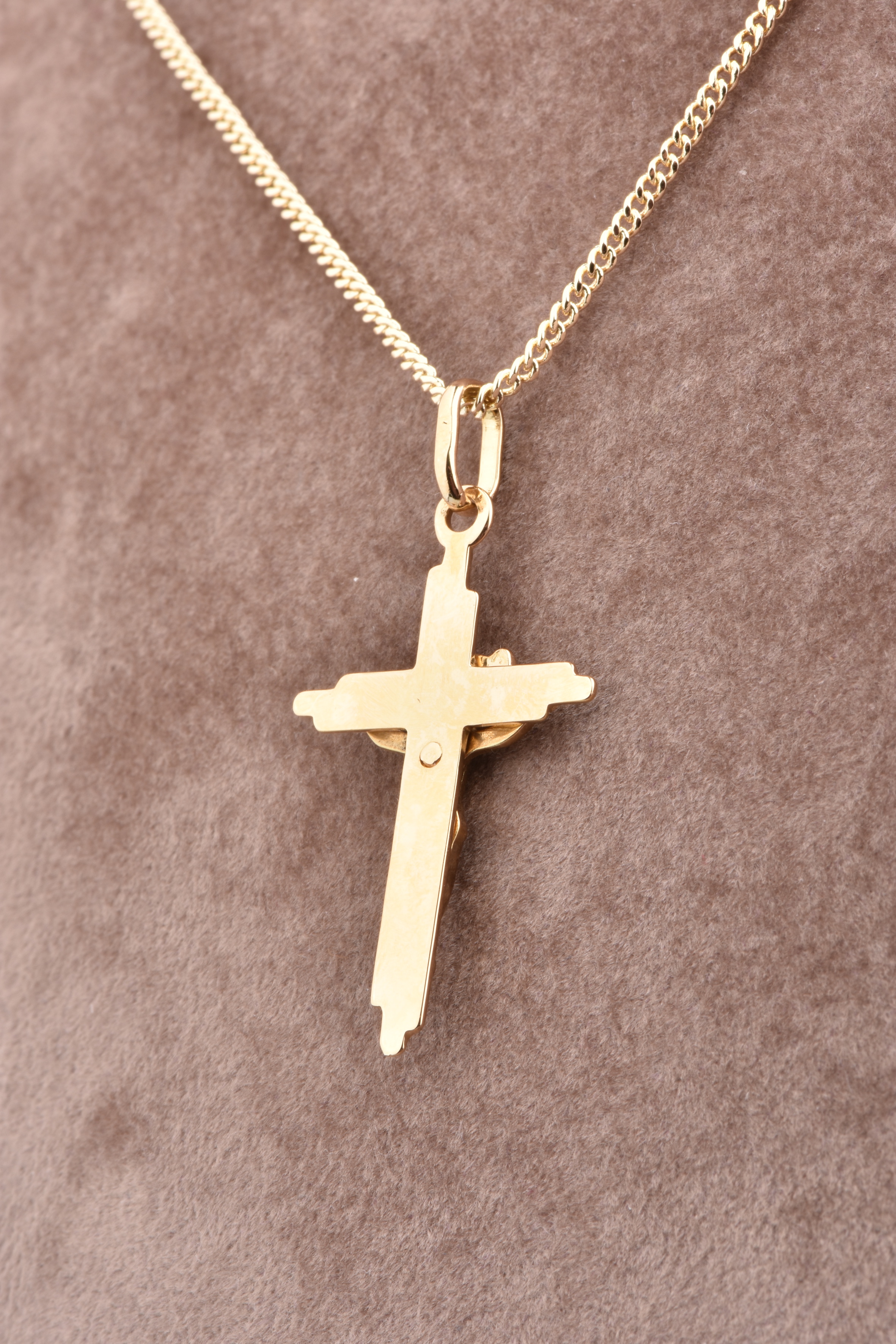 Pendentif Christ En Or Jaune 18 Carats (750/1000) - 4.40g - Occasion Parfait état