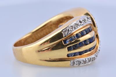 Bague en or jaune 18 carats ornée de 42 Saphirs et de diamants 2