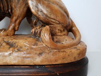 D’après Antoine Louis Barye (1795-1875) - Lion au serpent - Sculpture en plâtre - Ca. 1900 2