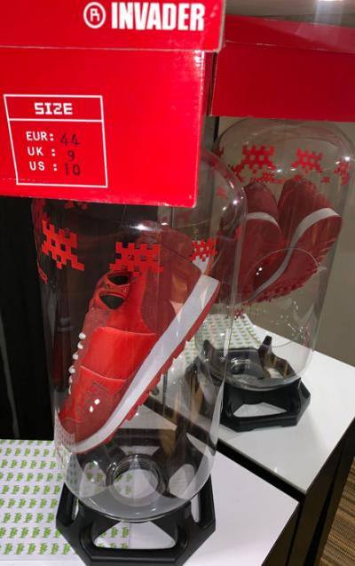 Invader - Red 01 Point Sneakers Package 2003 - Baskets 2