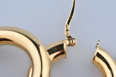 Boucles d'oreilles créole or jaune 18 carat. 2