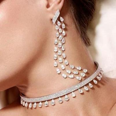 Collier  Choker avec Pendants d’Oreilles 2
