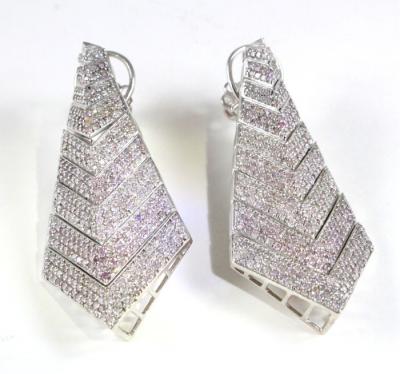 Pendants d’Oreilles Or Blanc et Diamants Roses 2