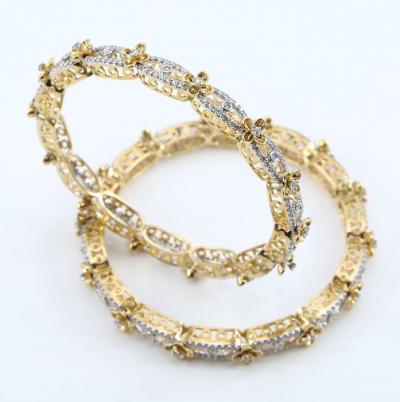 Paire de bracelets joncs en or blanc 2