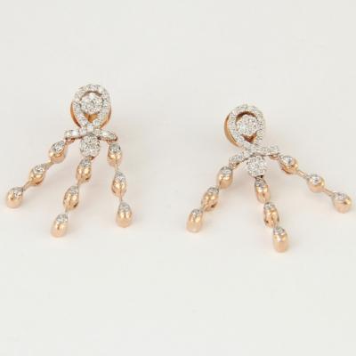 Collier en or rose et diamants avec boucles d’oreilles assorties 2