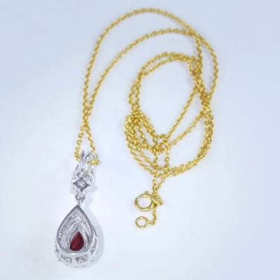 Pendentif Créateur Or Blanc Rubis et Diamants 2