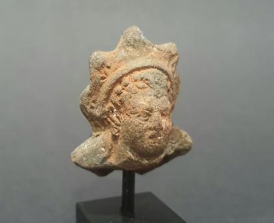 Egypte,  Epoque gréco romaine 400 à 100 av J.-C - Dieu Hélios en terre cuite 2
