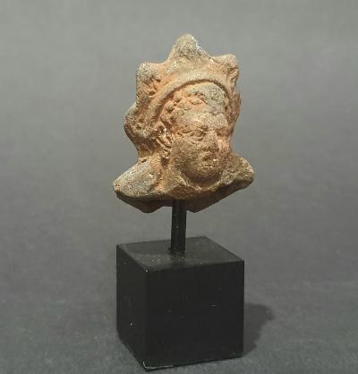 Egypte,  Epoque gréco romaine 400 à 100 av J.-C - Dieu Hélios en terre cuite 2