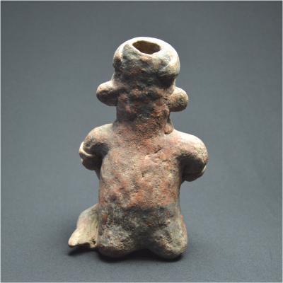 Mexique Occidental, Porteuse de coupes en céramique polychrome, Culture Nayarit, 100 av - 205 ap J.-C. 2