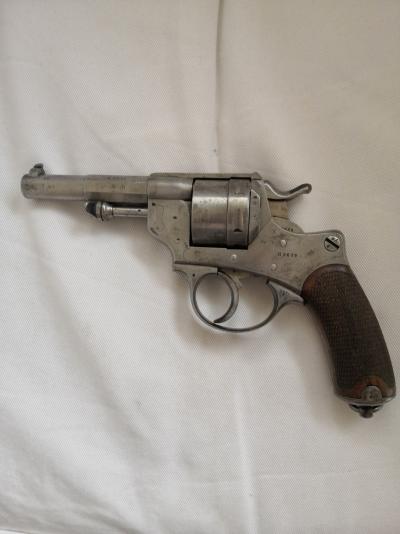 Revolver français - Modèle 1873 2