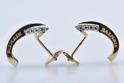 BALMAIN - Paire de boucles d’oreilles croisées en or bicolore et diamants 2