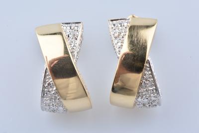 BALMAIN - Paire de boucles d’oreilles croisées en or bicolore et diamants 2