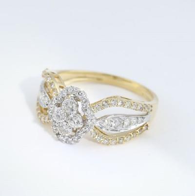 Yellow gold Designer Diamond Ring 2