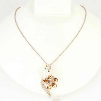 Collier Créateur Or Rose Diamants et Nacre 2