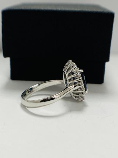 Bague saphir et diamant en or jaune 14 carats 2