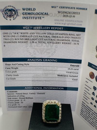 Gold Emerald and Diamond cocktail ring 15.21ct 2