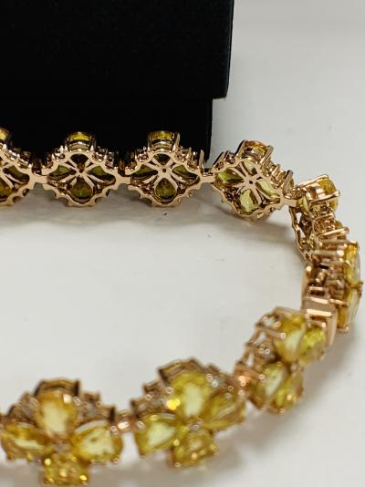 Rose Gold multi-coloured Sapphire and Diamond flower design bracelet 27.78ct 2