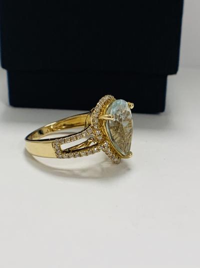 Yellow Gold Aquamarine and Diamond ring 4.75ct 2