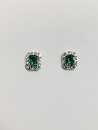 Boucles d’Oreilles Or Blanc 18 ct., Emeraudes et Diamants 0.76 ct. 2