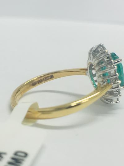 Bague marguerite émeraude et diamants 2