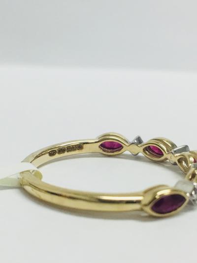 Bague or jaune rubis et diamants 2