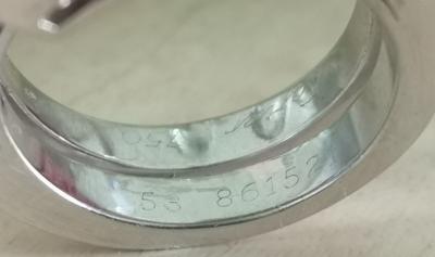 Bague spirale Cartier en or gris ornée de diamants, signée et numérotée 2