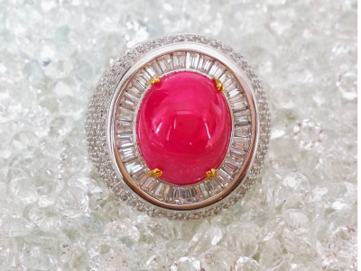 Bague en or et argent rubis cabochon de Birmanie de 11.47 carats et pierres blanches - certificat 2