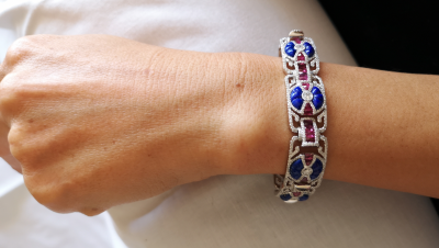 Bracelet de style art décor en or gris 18 carats  lapis lazuli , rubis calibrés et diamants - certificat 2