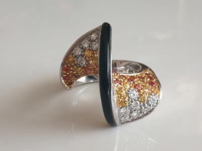 Bague originale  en or gris 18 carats  saphirs jaunes ou oranges et diamants onyx 2