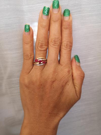 Bague jonc  en or jaune 18 carats rubis et diamants 2