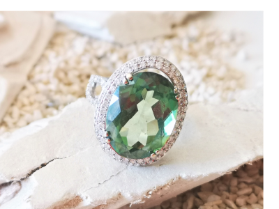 Bague marguerite en or gris 18 carats topaze verte de 11.5 cts et diamants - certificat 2