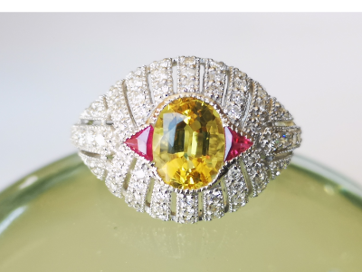 Bague en or blanc 18 carats  style art déco  béryl jaune 1.5 carats rubis et diamants  - certificat 2