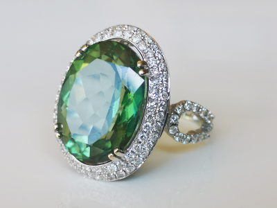 Bague marguerite en or gris 18 carats topaze verte de 11.5 cts et diamants - certificat 2