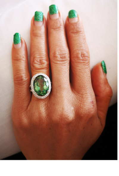 Bague marguerite en or gris 18 carats topaze verte de 11.5 cts et diamants - certificat 2