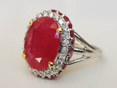 Bague marguerite  en or gris  18 carats rubis de 5.2 cts et diamants - certificat 2