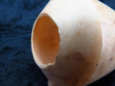 Égypte Antique - Amphoriskos en albâtre 2