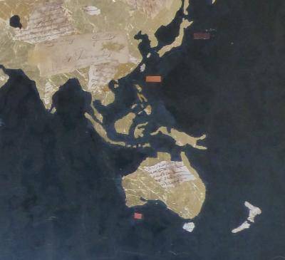 Fernando ALDAY - Kitchen Map, 2015, Collage et feuille d'or sur toile 2
