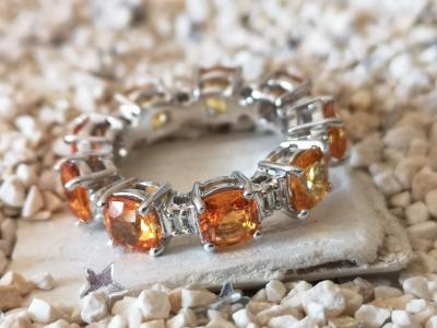 Bague alliance en or gris, saphirs oranges et  diamants baguettes 2