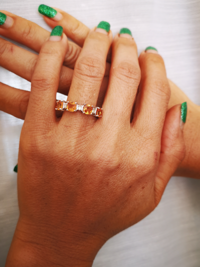 Bague alliance en or gris, saphirs oranges et  diamants baguettes 2