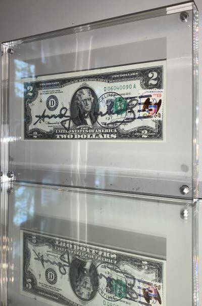 Andy WARHOL - 2$ , 1976 - Billet de deux dollars signé à l’acrylic noir 2