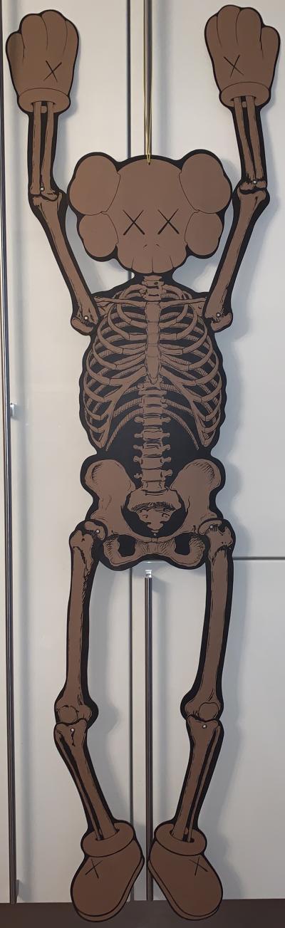 KAWS - Skeleton, 2017  - Sérigraphie sur carton 2